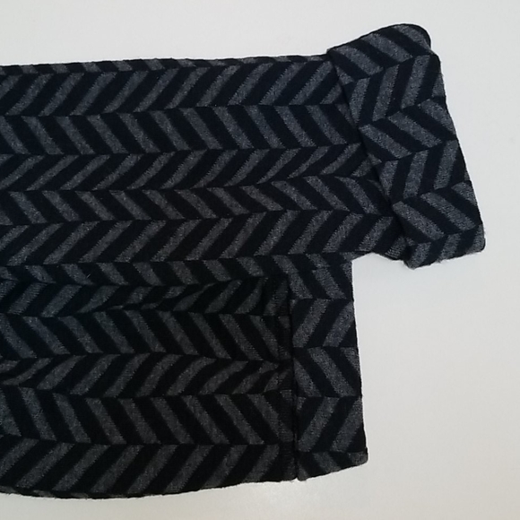 Croft & Barrow gray and black zip chevron sweater - Picture 6 of 10